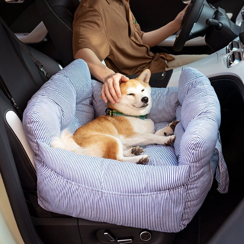 Travel Booster Car Seat – Cozy, Secure, and Stylish for Every Pet Adventure!